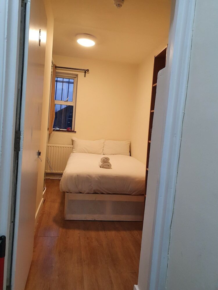 Finsbury Park Small Studio
