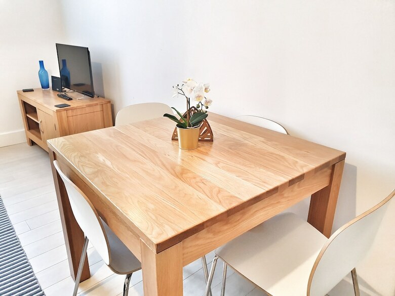 Modern Executive Apartment In Reading