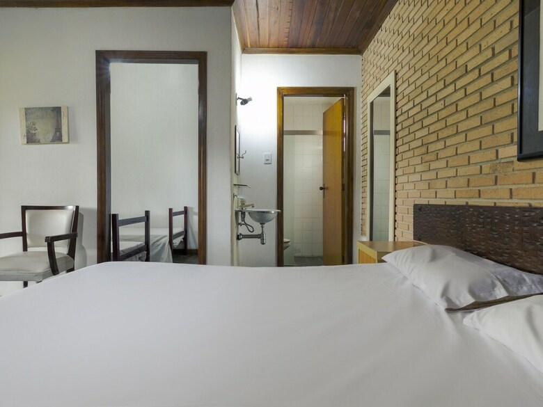 Old West Park Hotel