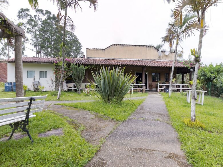 Old West Park Hotel