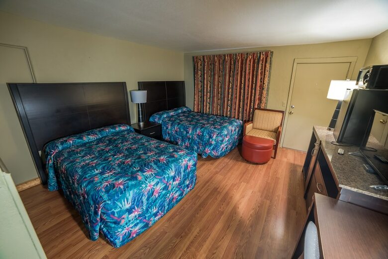 Motel Deluxe Inn