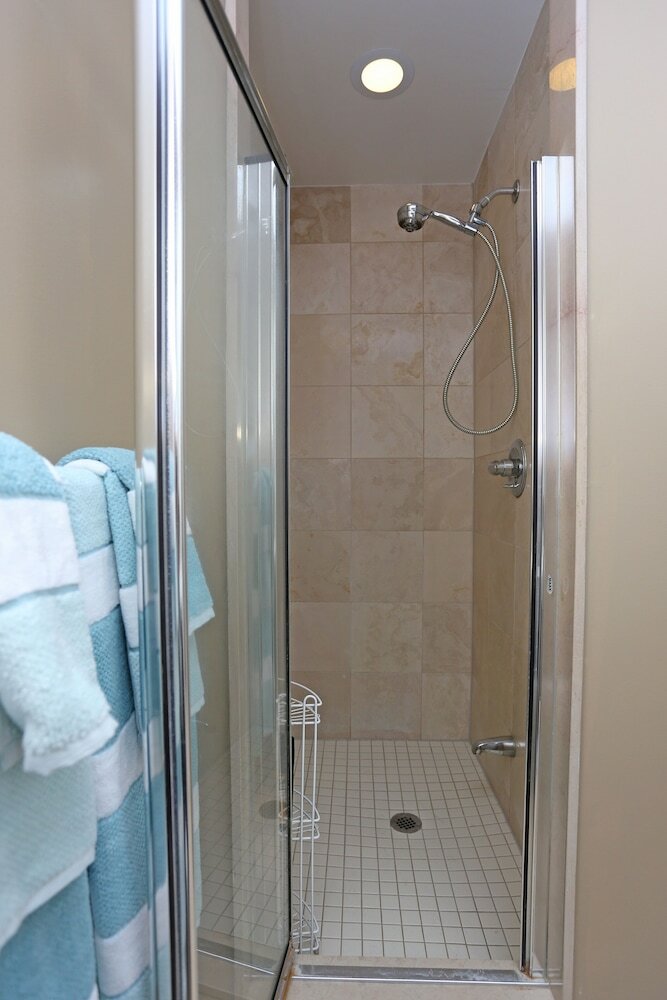 Apartamentos Waterfront Off Queens Quay