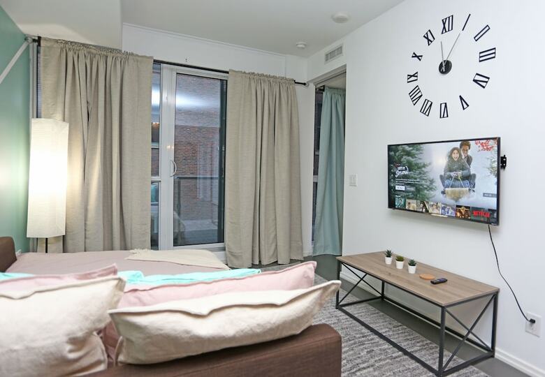 Apartamentos Marvelous 2 Bdrm In Downtown Toronto