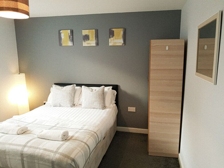 Accentia Lux Apartments