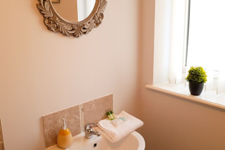 Accentia Lux Apartments