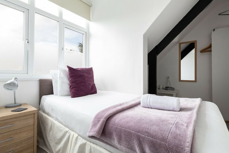 Hotel Oasis House