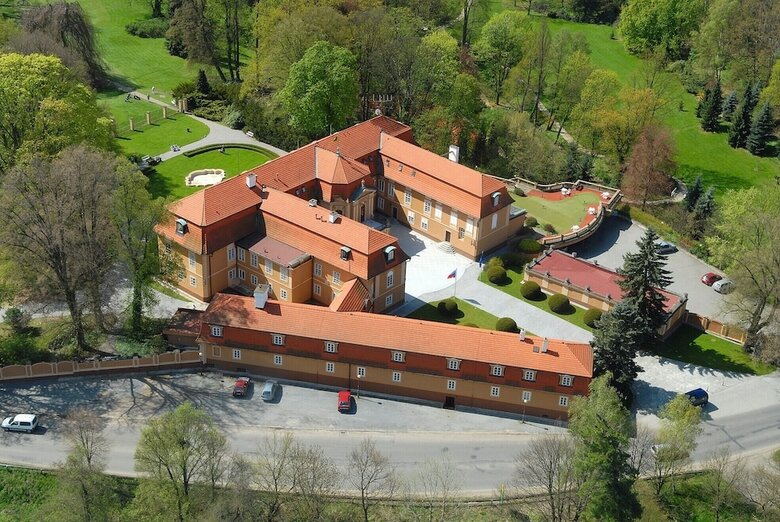Hotel Chateau ?ti?�n