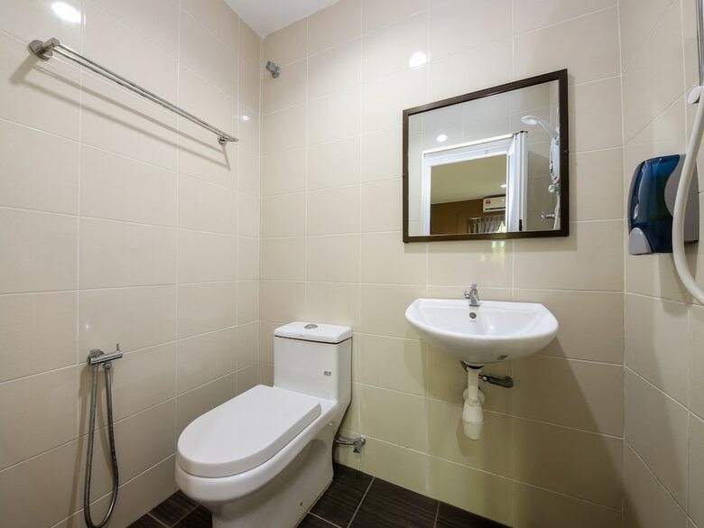 Oyo 89839 Riaz Hotel