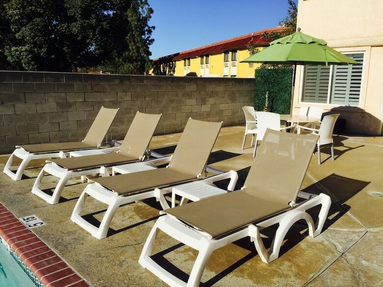 Hotel Comfort Suites
