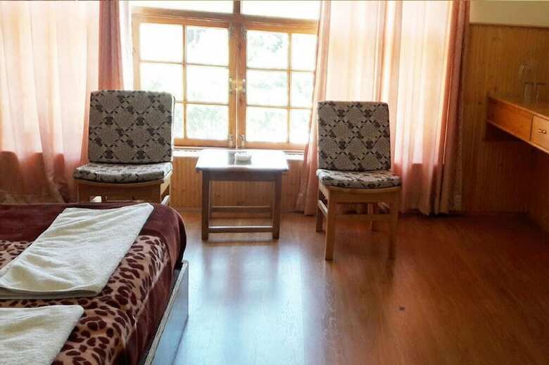 Hotel Abu Palace