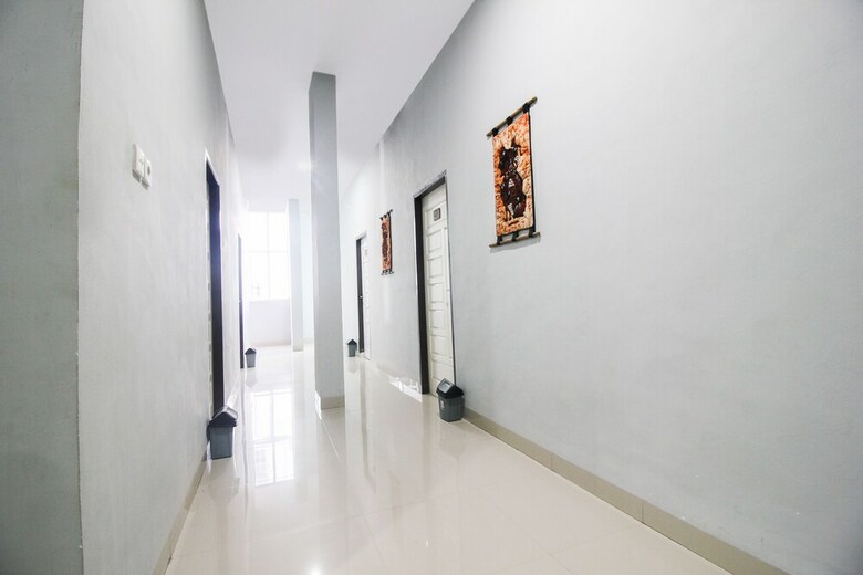 Hostal Oyo 2659 B'rasco Homestay