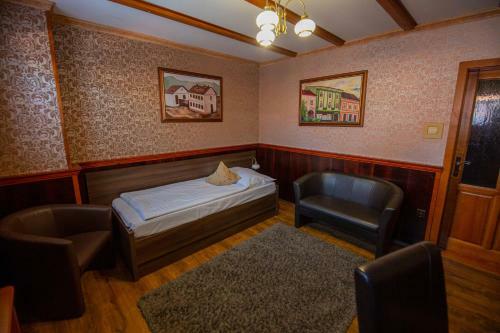 Hostal Hotel Kuria