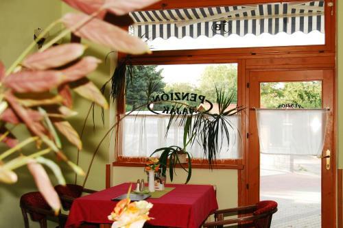 Hostal Penzion Majak