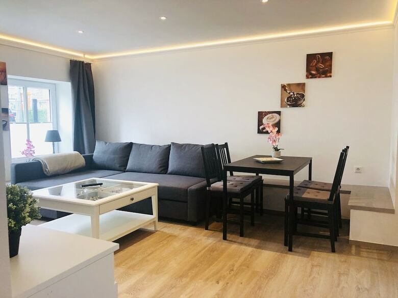 Apartamentos Ferienwohnung Warnem�nde Adriana