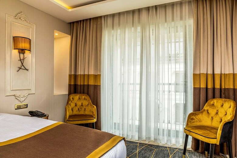 Beethoven Senfoni Hotel