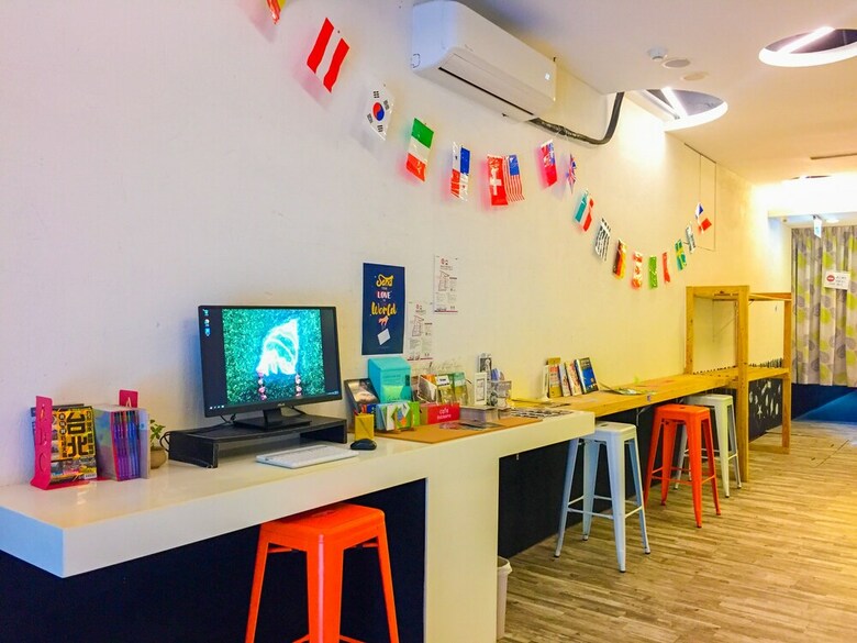 Hostal Hermit 84 Hostel