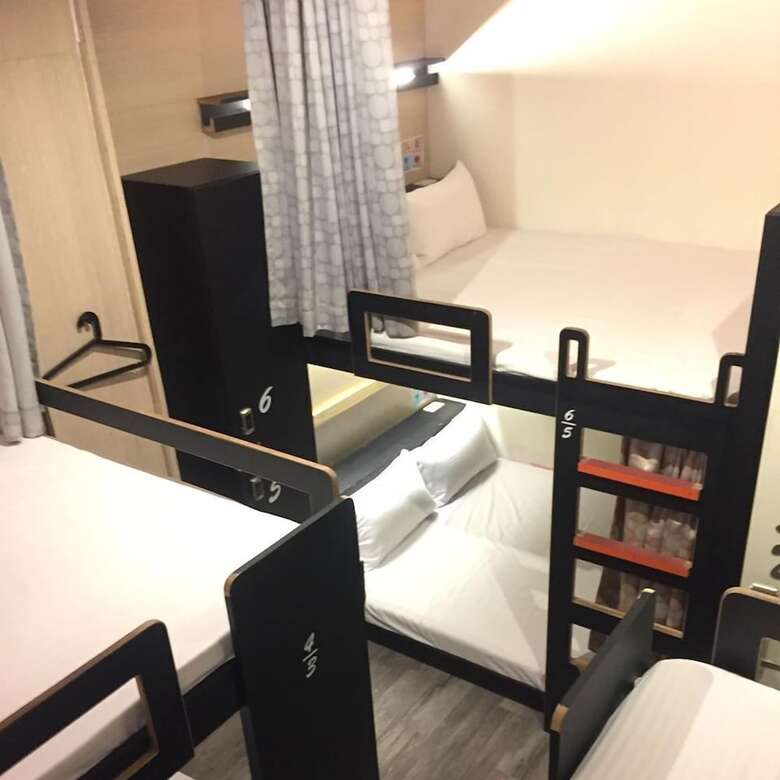 Hostal Hermit 84 Hostel