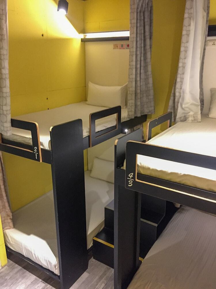 Hostal Hermit 84 Hostel