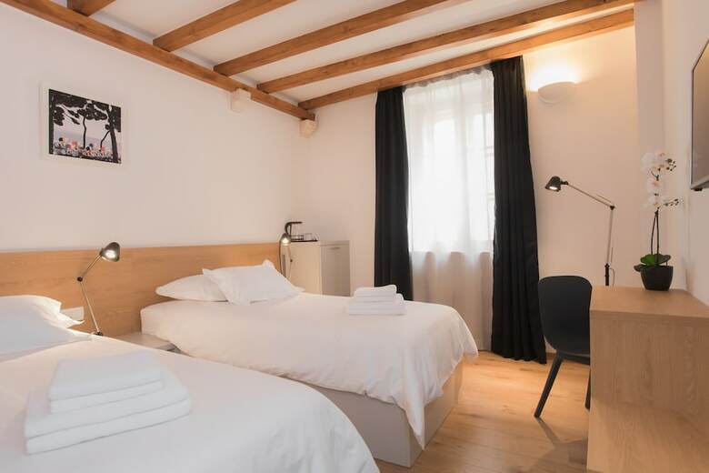 Rooms Kala