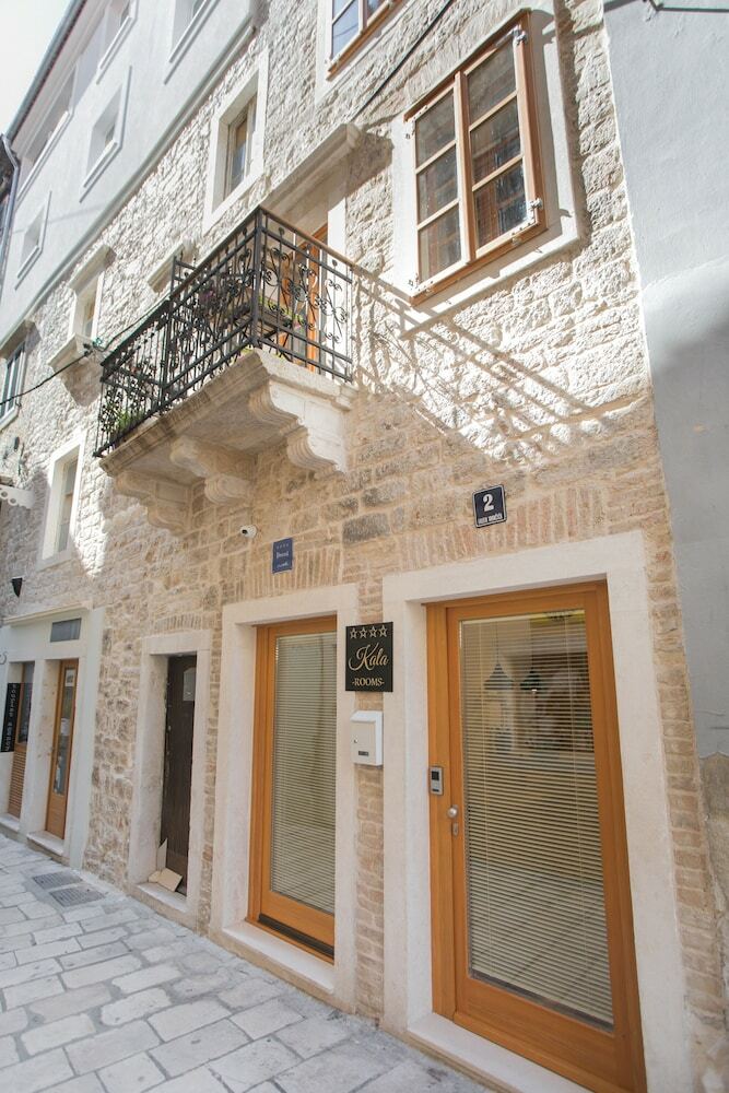 Rooms Kala