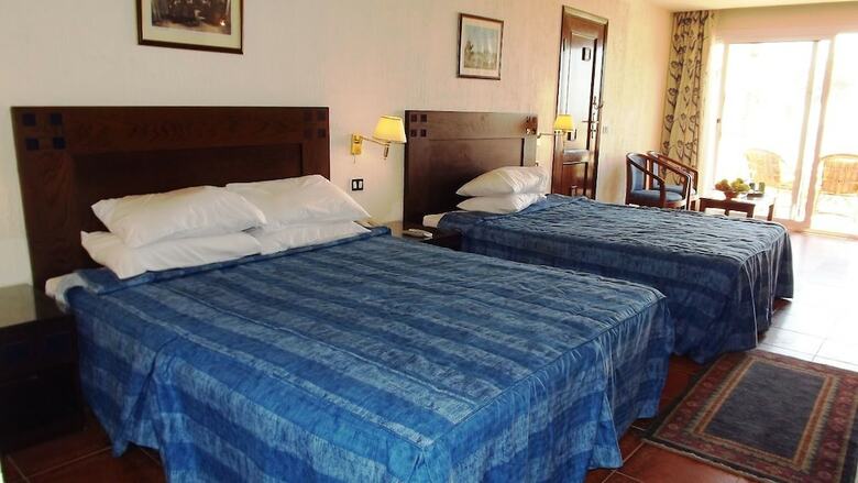 Apartamento Dome Marina Hotel & Resort
