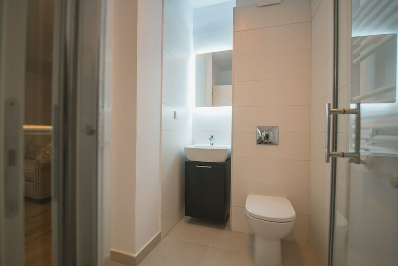 Bookingpedia Twin Apartments