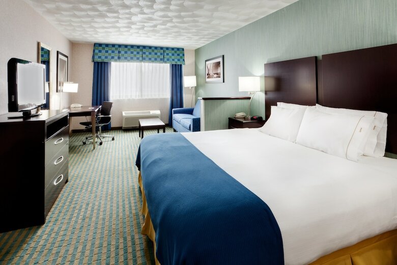 Hotel Holiday Inn Express And Suites
