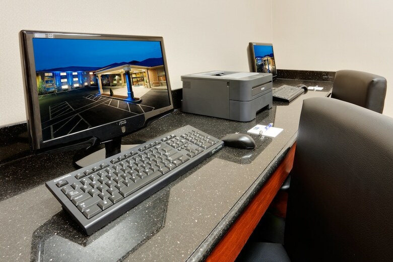 Hotel Holiday Inn Express And Suites