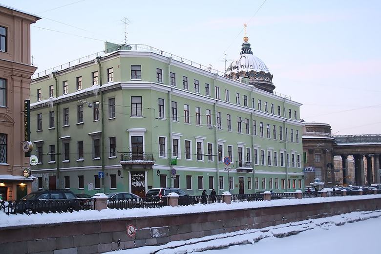 Apartment On Tyulenina 4-23