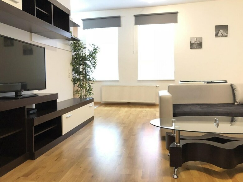 Apartsee