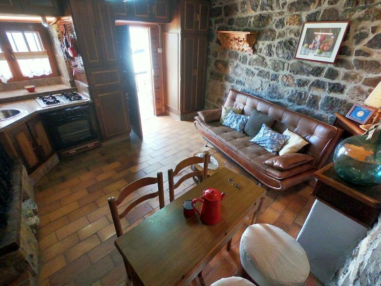 Apartamentos �eros de Seg�encu
