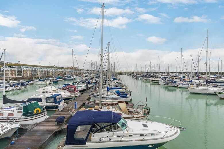 Apartamentos On The Water - Waterside Studio
