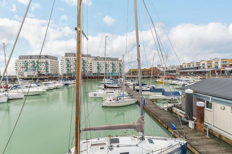 Apartamentos On The Water - Waterside Studio
