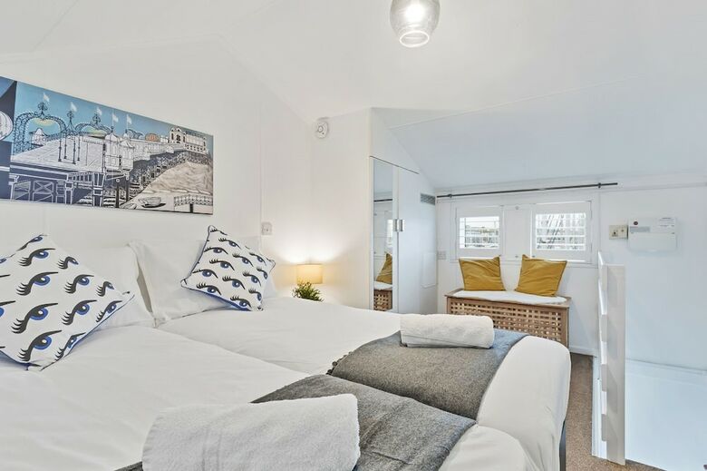 Apartamentos On The Water - Waterside Studio