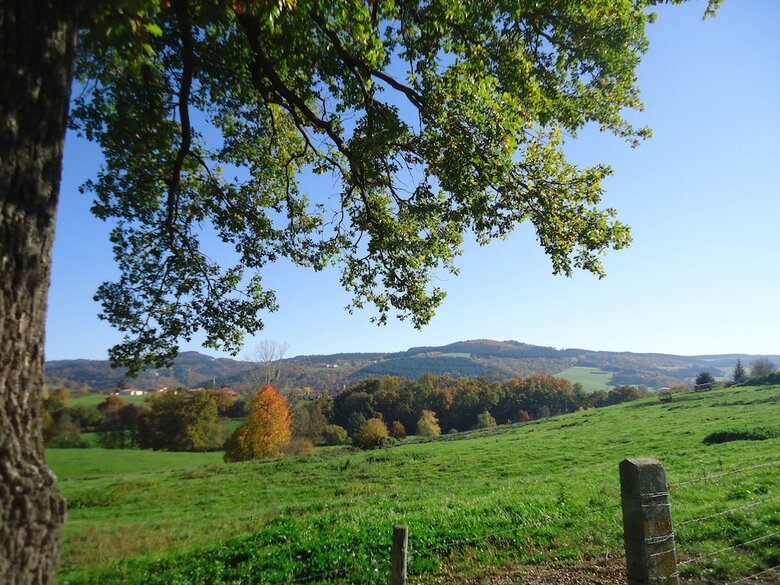 Camping Des Prairies D' Auvergne