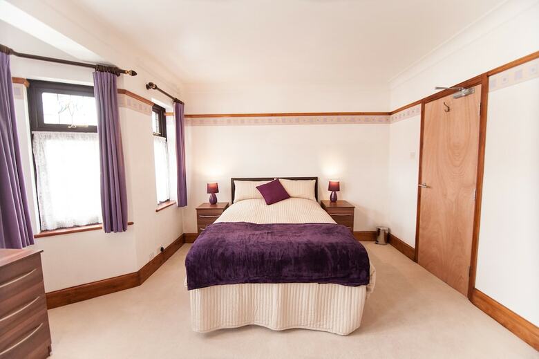 Watford Stays - 4bed House
