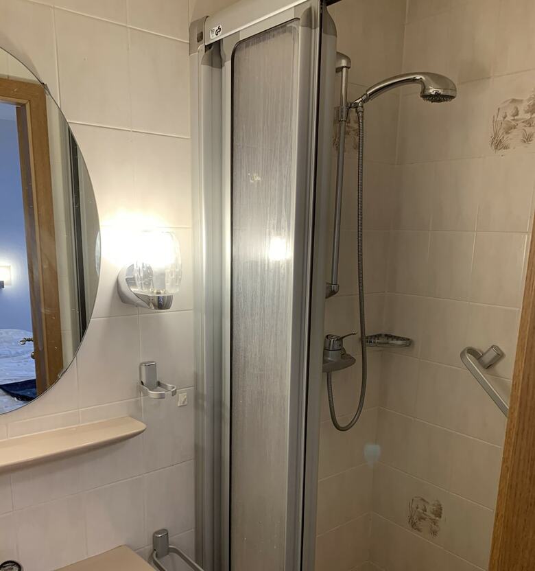 Hostal Gasthof B�ren