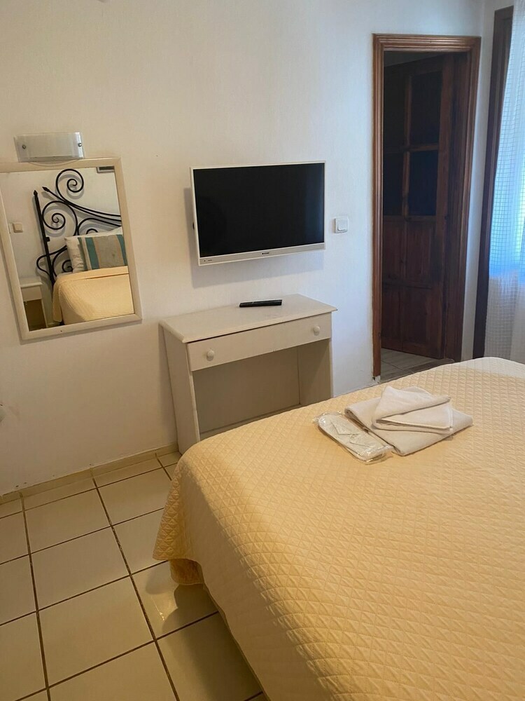 Nur Suites & Hotels