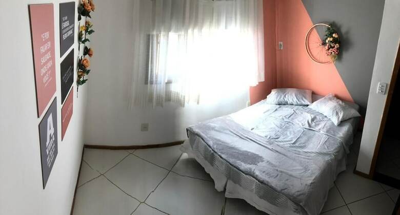 Hostal Hostel 68