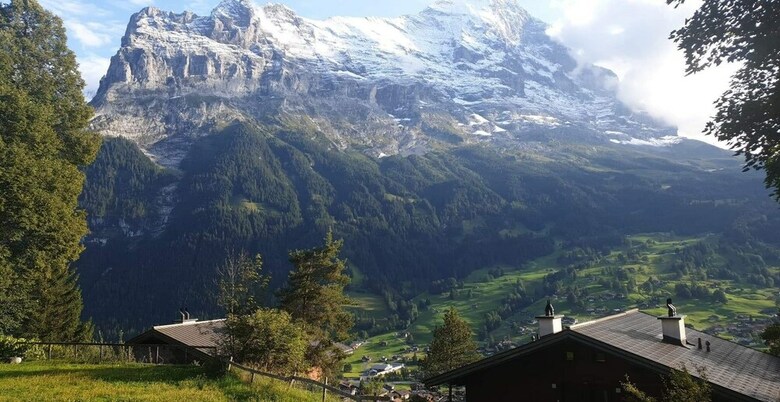 Hotel Eiger View Bed & Kitchen
