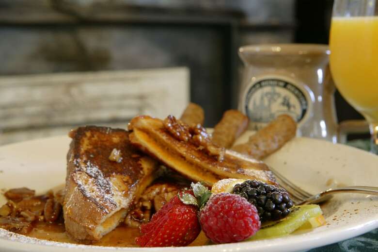 Ashton's Bed And Breakfast