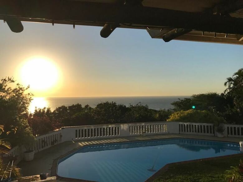 Bed & Breakfast Bare Feet Retreat