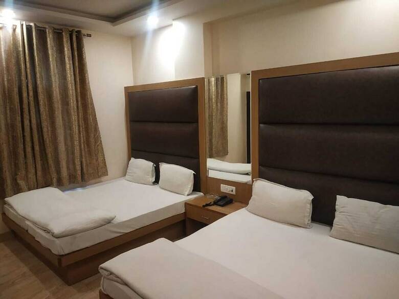 Hotel Adb Rooms Indo Continental