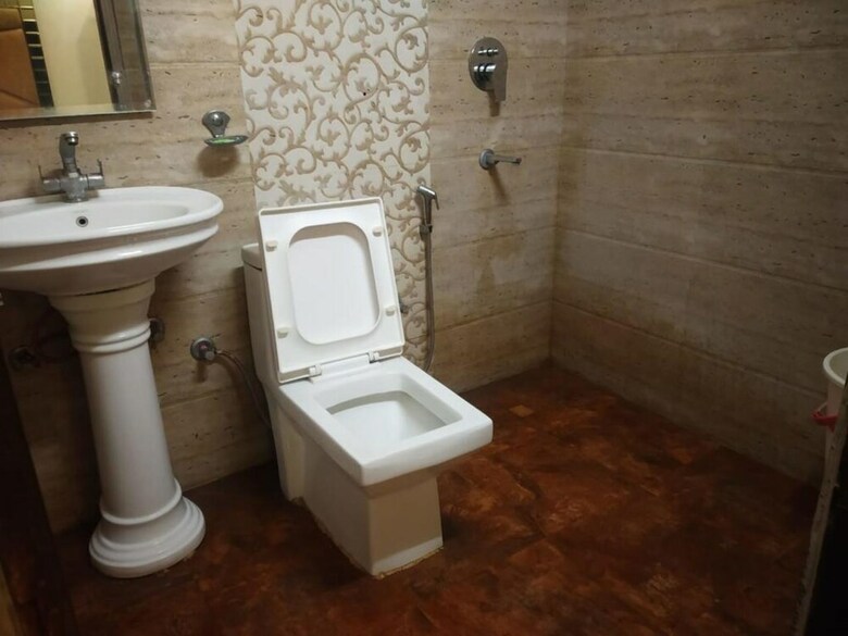 Hotel Adb Rooms Indo Continental