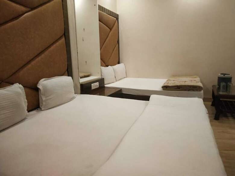 Hotel Adb Rooms Indo Continental