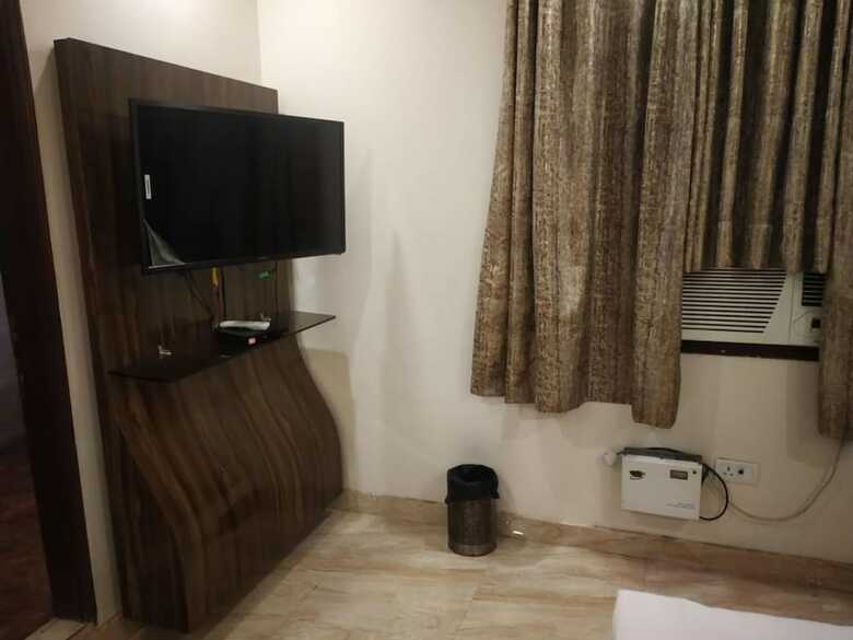 Hotel Adb Rooms Indo Continental