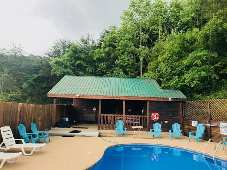Cabana Paradise Point