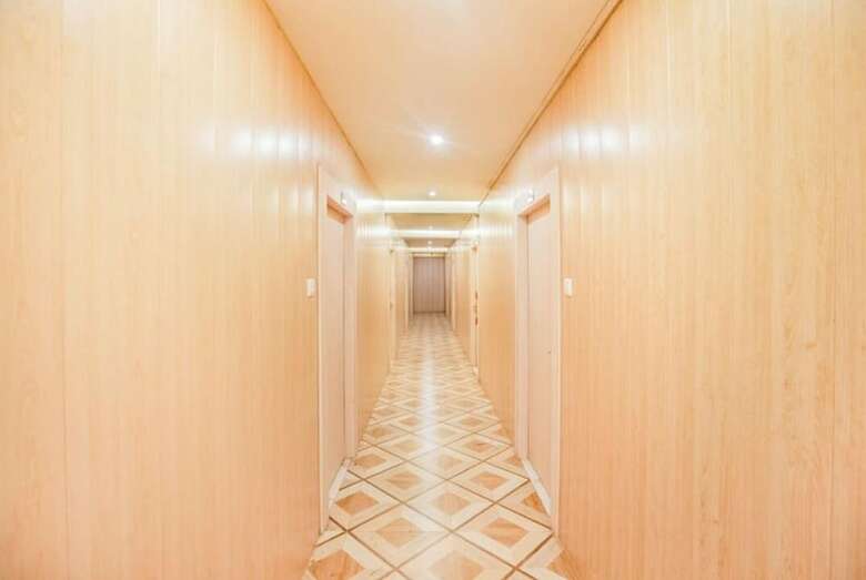 Hotel Ratana International