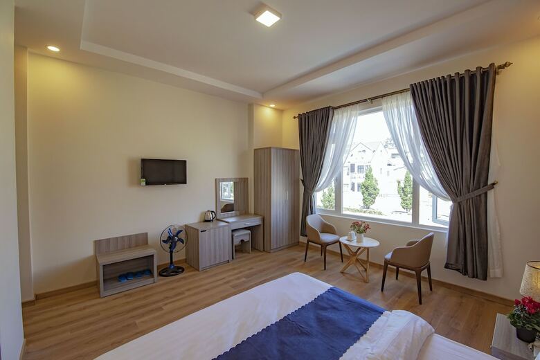 Khanh Uyen Hotel
