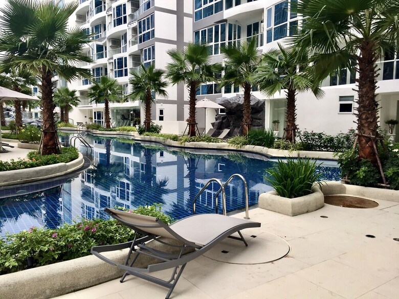 Luxury Apartments In Grand Avenue